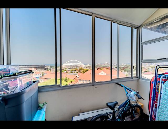 3 BEDROOM FLAT FOR SALE IN MORNINGSIDE